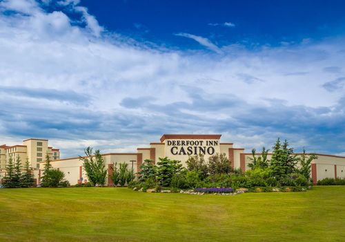 Deerfoot Inn And Casino