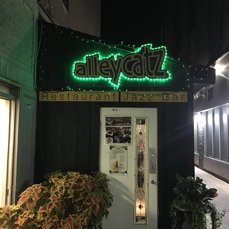 Alleycatz Restaurant Lounge
