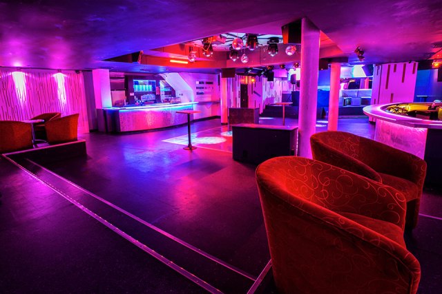 CLUB LA BOOM 