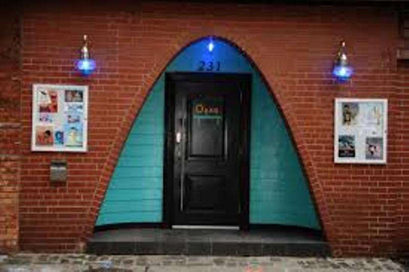 Oasis Aqualounge