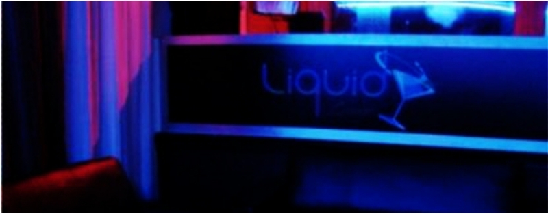 LIQUID LOUNGE